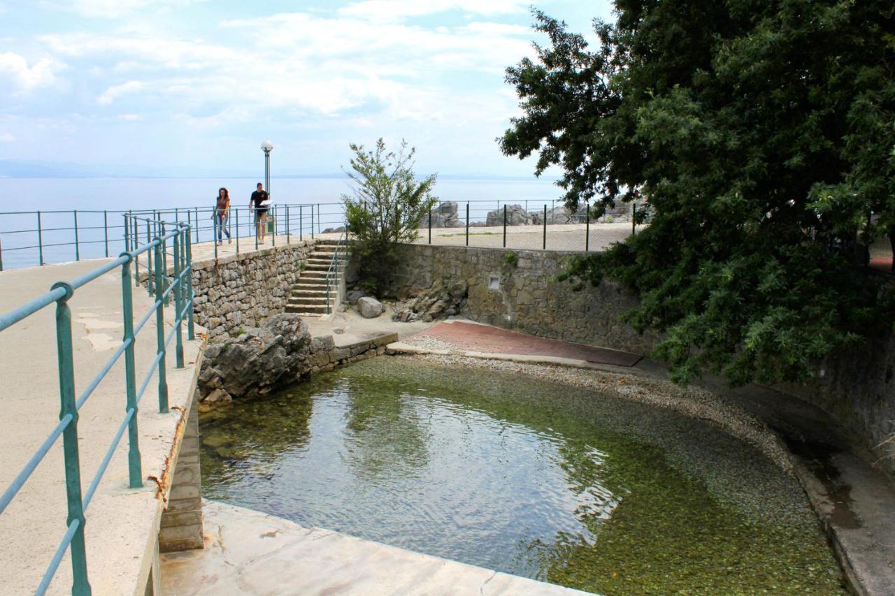 Apartments With A Parking Space Lovran, Opatija - 7869 Esterno foto