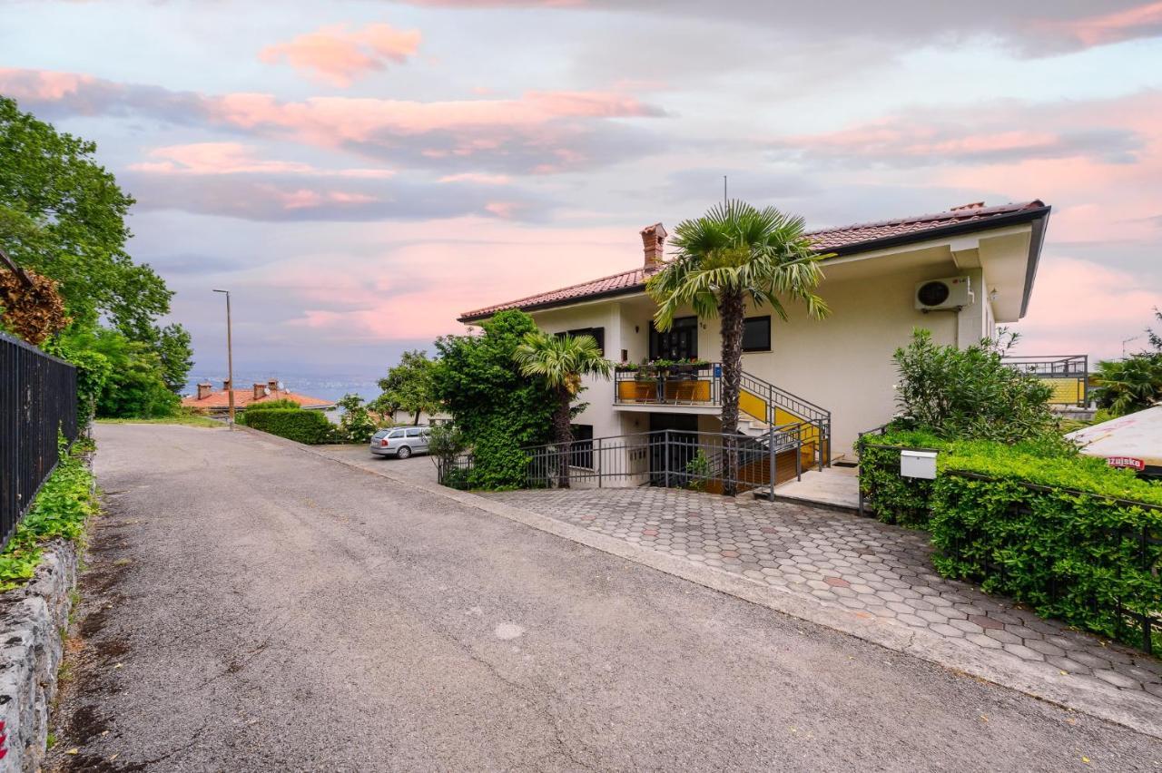 Apartments With A Parking Space Lovran, Opatija - 7869 Esterno foto