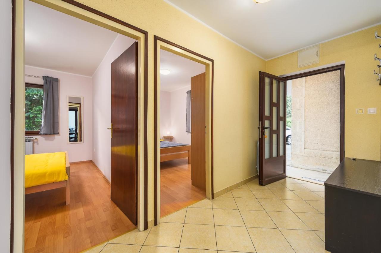 Apartments With A Parking Space Lovran, Opatija - 7869 Esterno foto